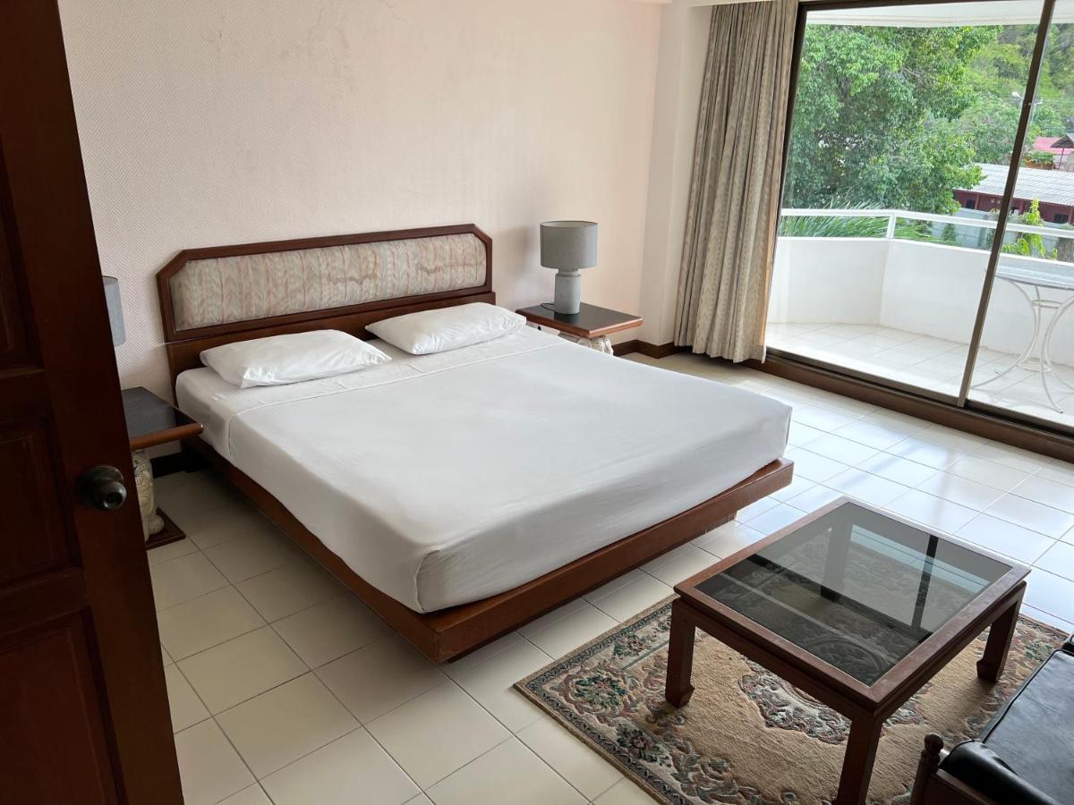 The Monaco Residence Pattaya Luaran gambar