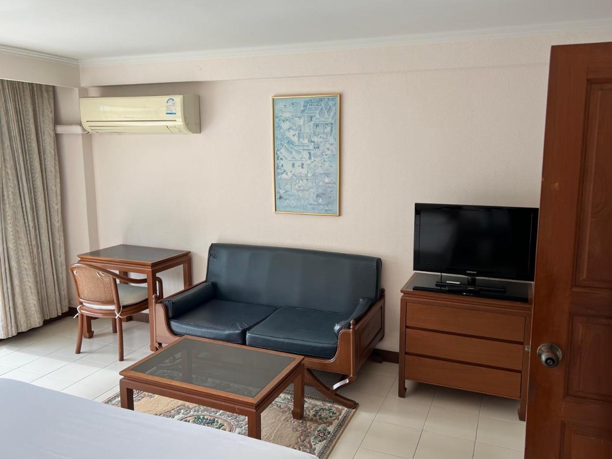 The Monaco Residence Pattaya Luaran gambar