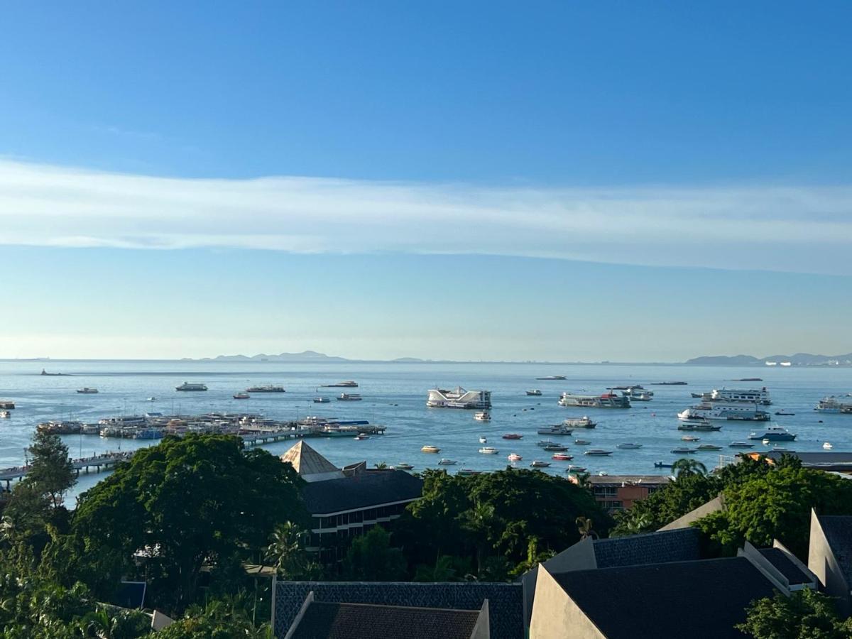 The Monaco Residence Pattaya Luaran gambar