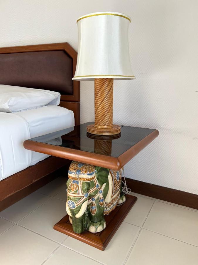 The Monaco Residence Pattaya Luaran gambar