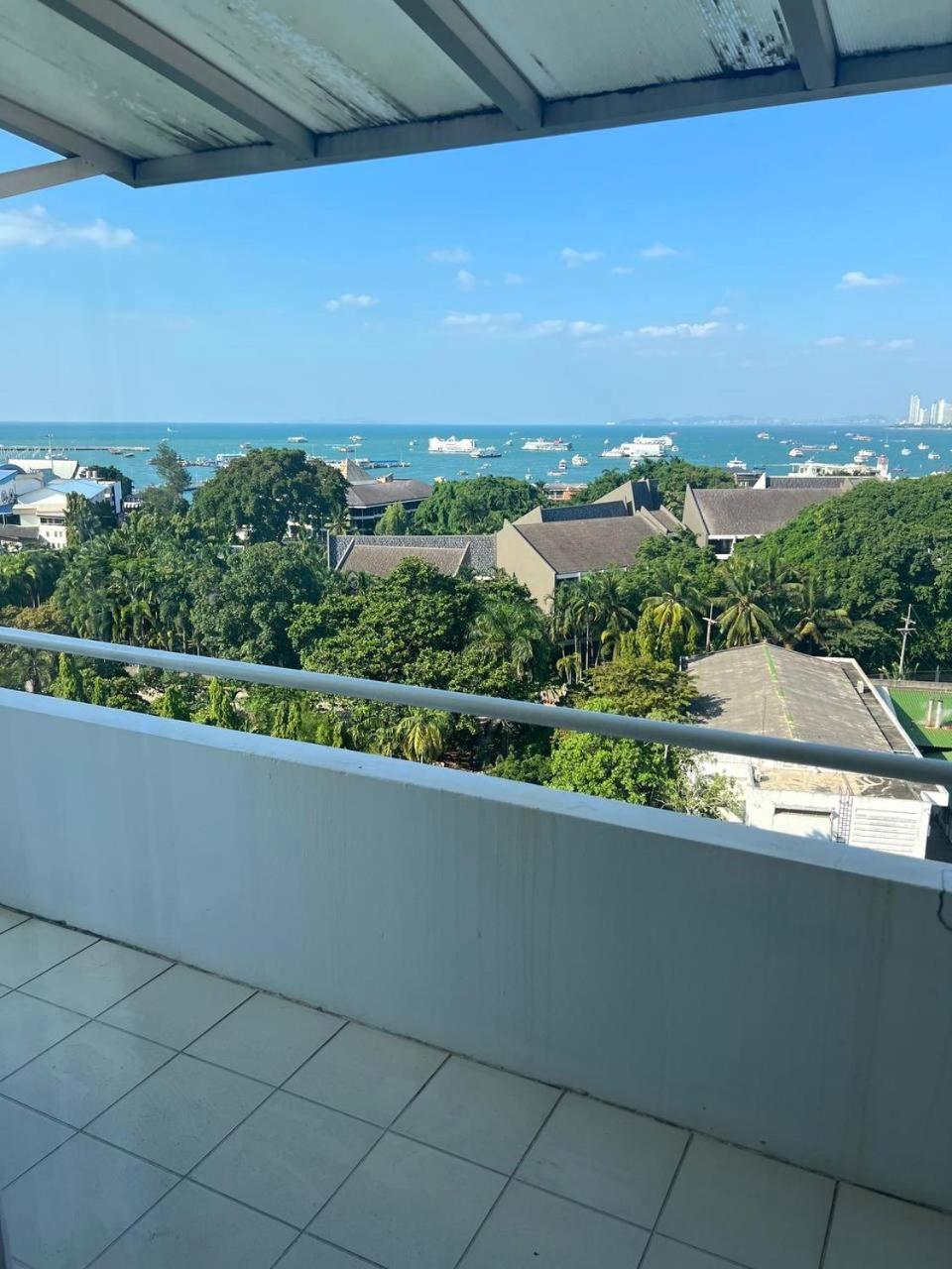 The Monaco Residence Pattaya Luaran gambar