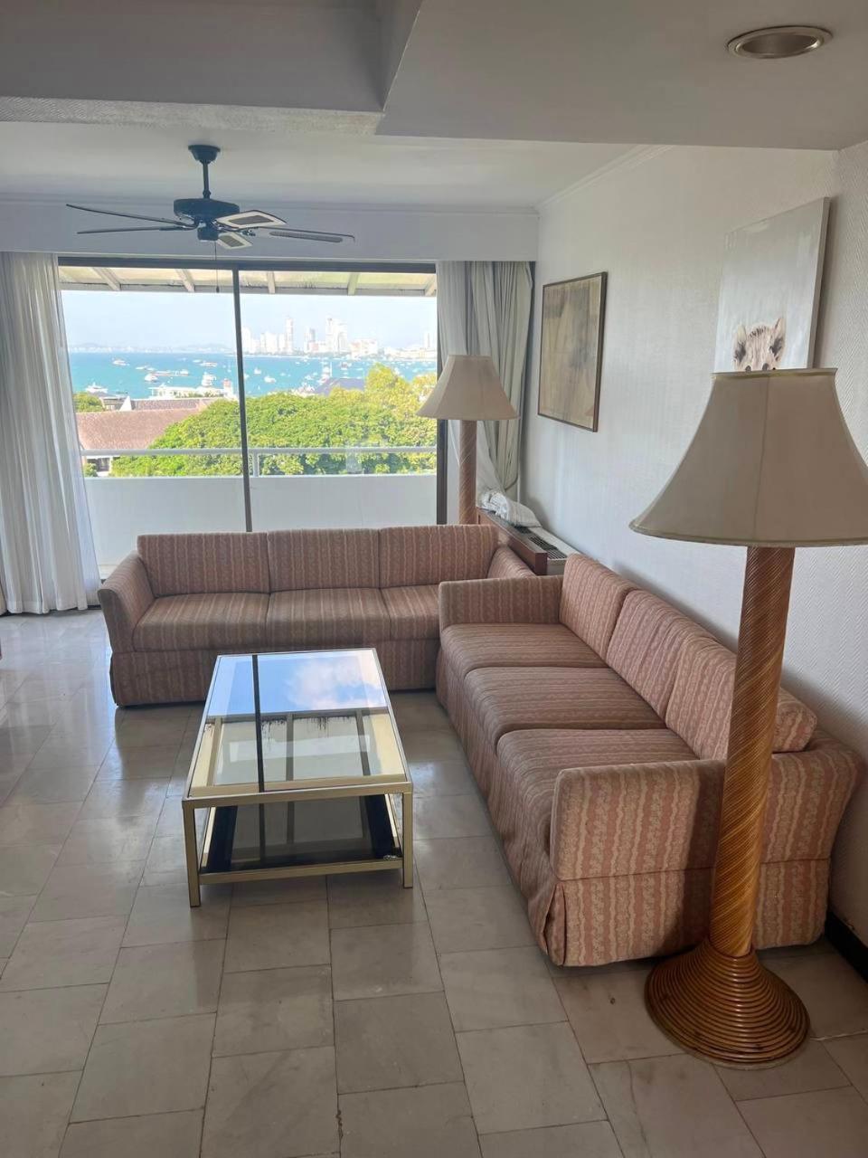 The Monaco Residence Pattaya Luaran gambar