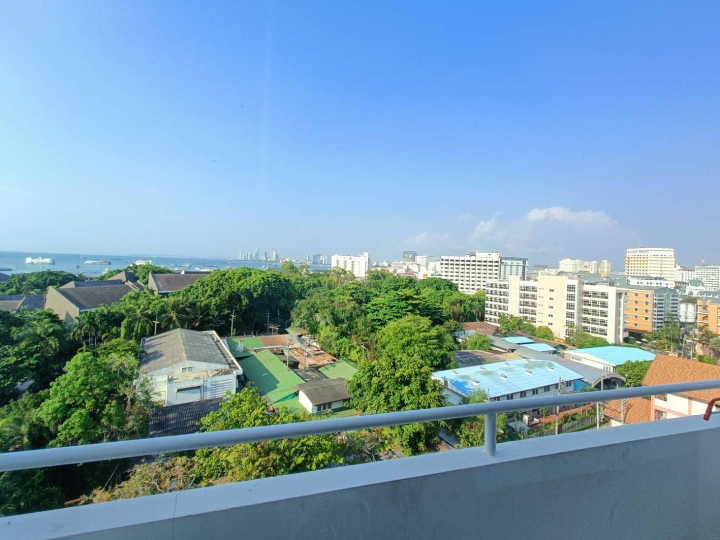 The Monaco Residence Pattaya Luaran gambar