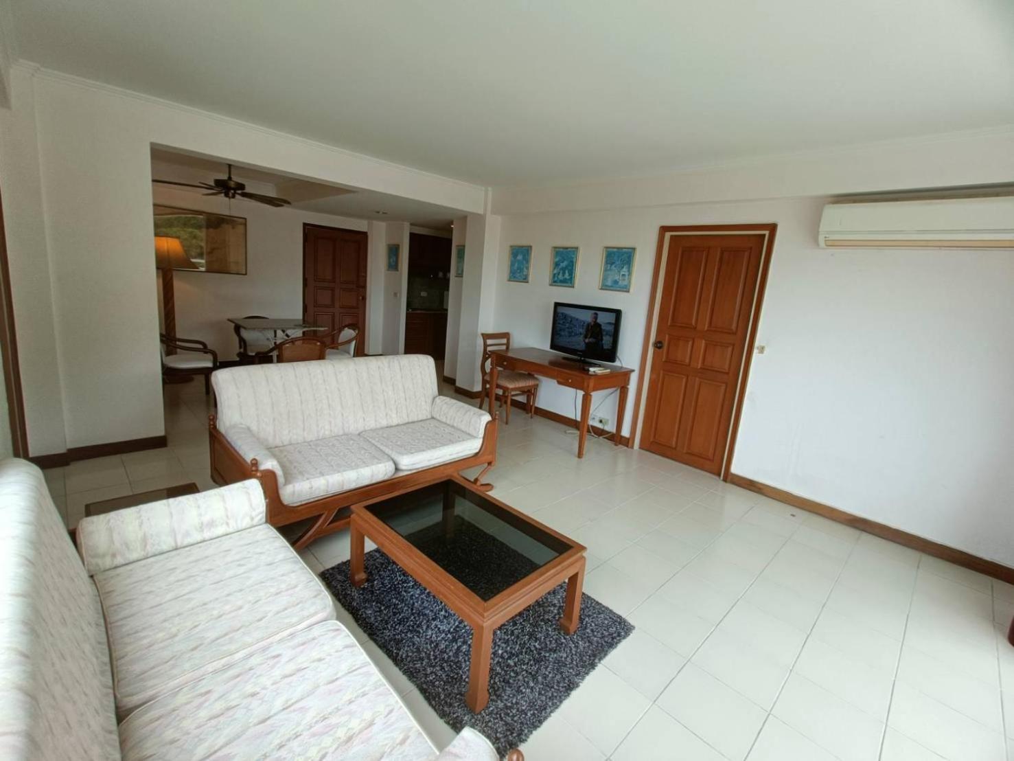 The Monaco Residence Pattaya Luaran gambar