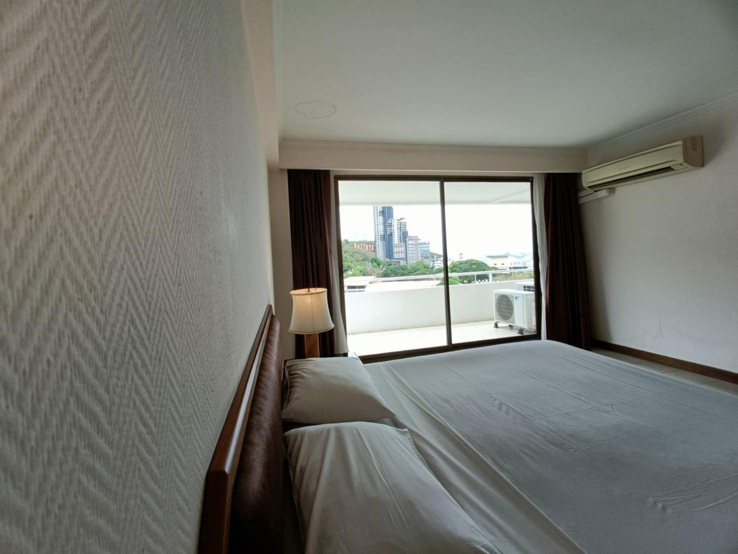 The Monaco Residence Pattaya Luaran gambar
