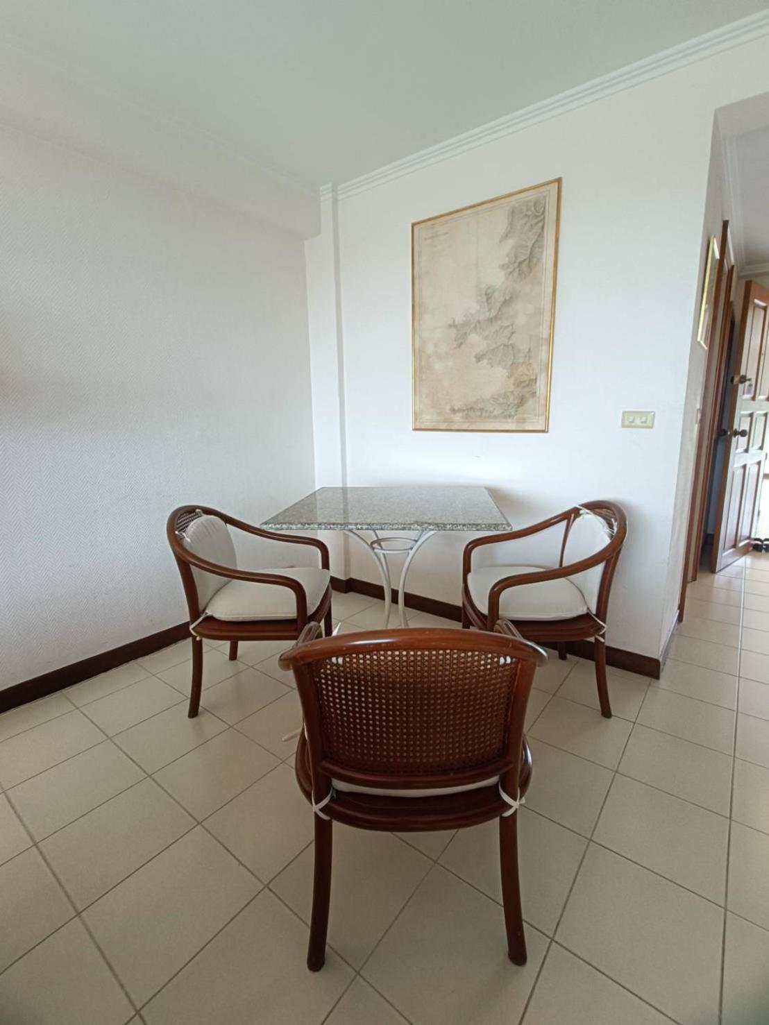 The Monaco Residence Pattaya Luaran gambar